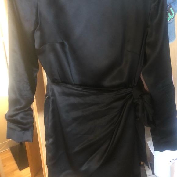 Amanda Uprichard knot black wrap dress - Picture 4 of 5